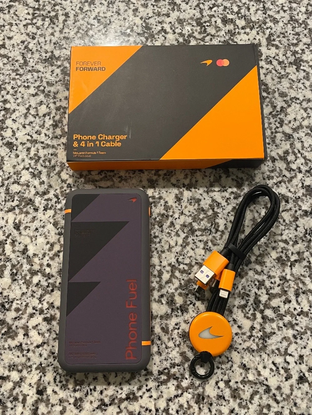 McLaren Mastercard F1 Team 4 in 1 cable phone charger